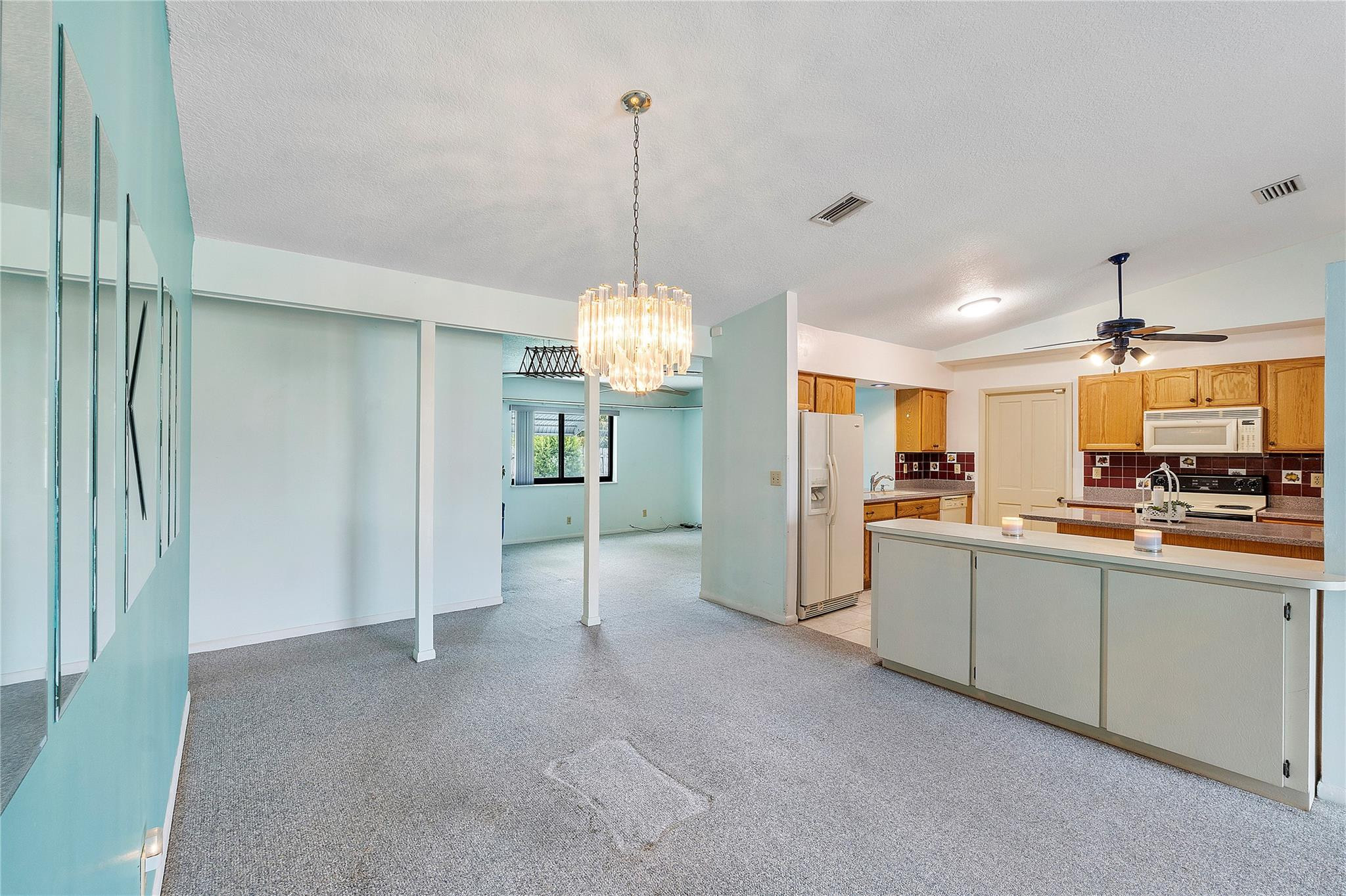 5530 Southwest 8th Street Margate, FL 33068 - Photo 4 of 21 Photo 4