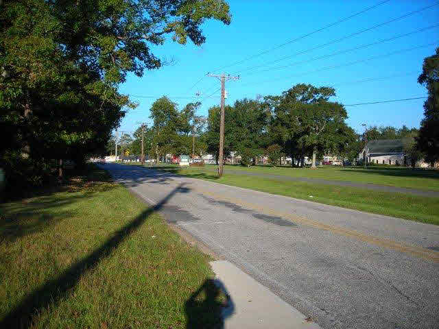 208 East Berry Avenue Foley, AL 36535 - Photo 10 of 17