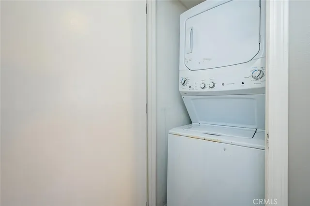 $3,350 | 9615 Adams Avenue, Huntington Beach, CA 92646