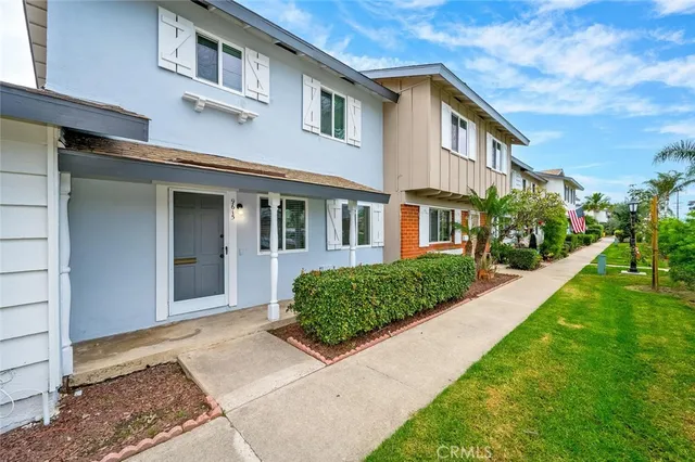 $3,350 | 9615 Adams Avenue, Huntington Beach, CA 92646