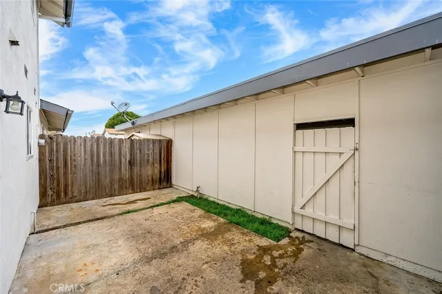 $3,350 | 9615 Adams Avenue, Huntington Beach, CA 92646