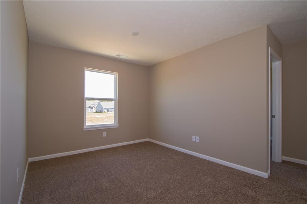 271 Rambling Road Greenfield, IN 46140 - Photo 23 of 47