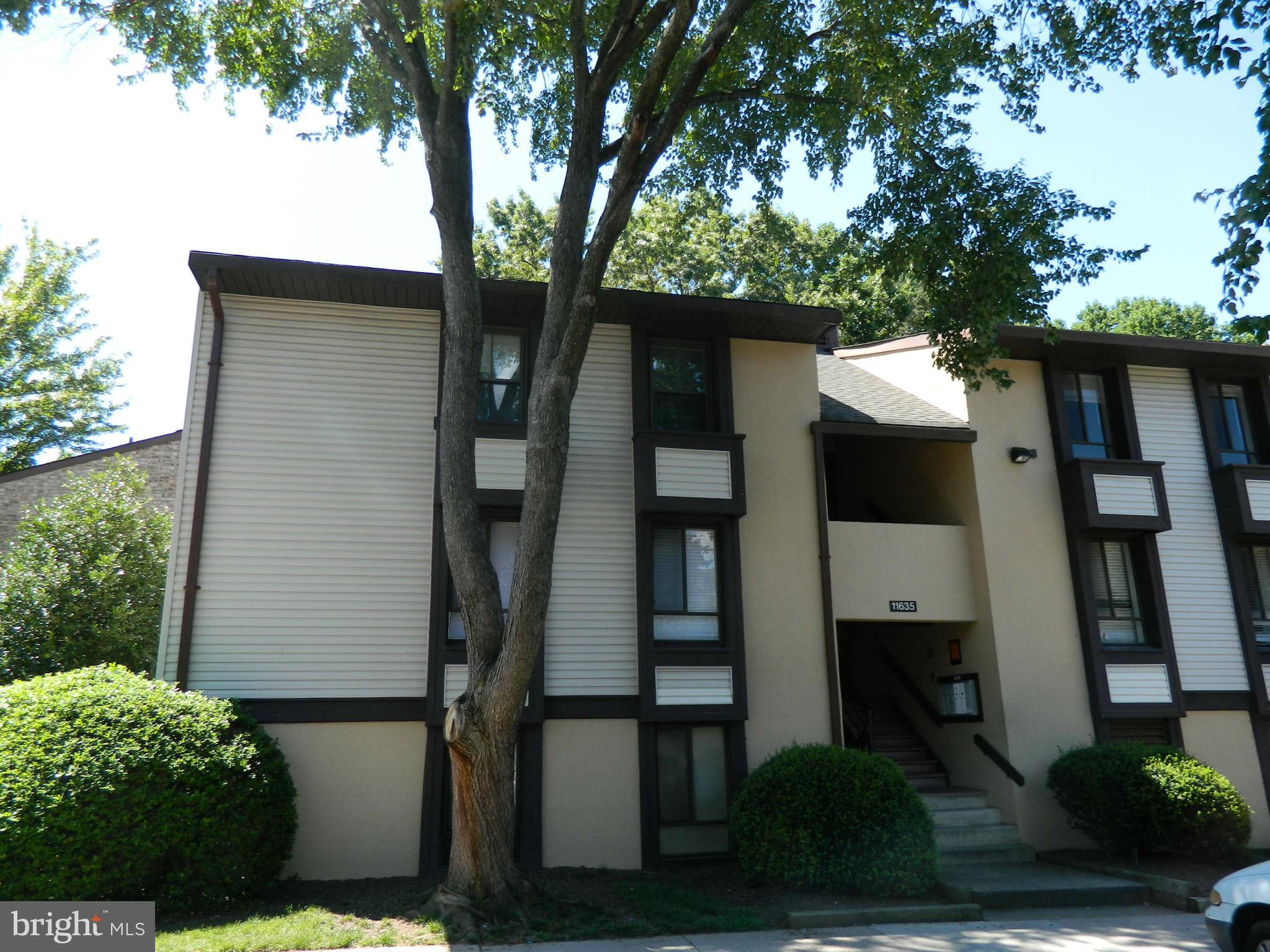11635 Stoneview Square, Unit 22C Reston, VA 20191 - Photo 2 of 16 Exterior (Front)