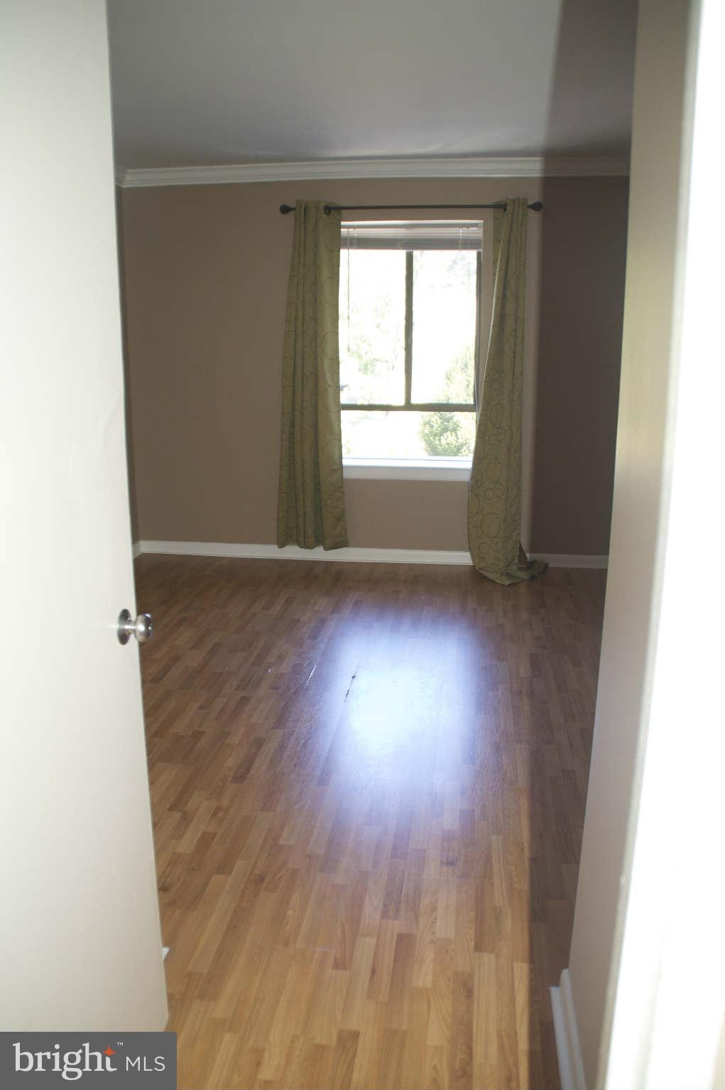 11635 Stoneview Square, Unit 22C Reston, VA 20191 - Photo 12 of 16 Bedroom