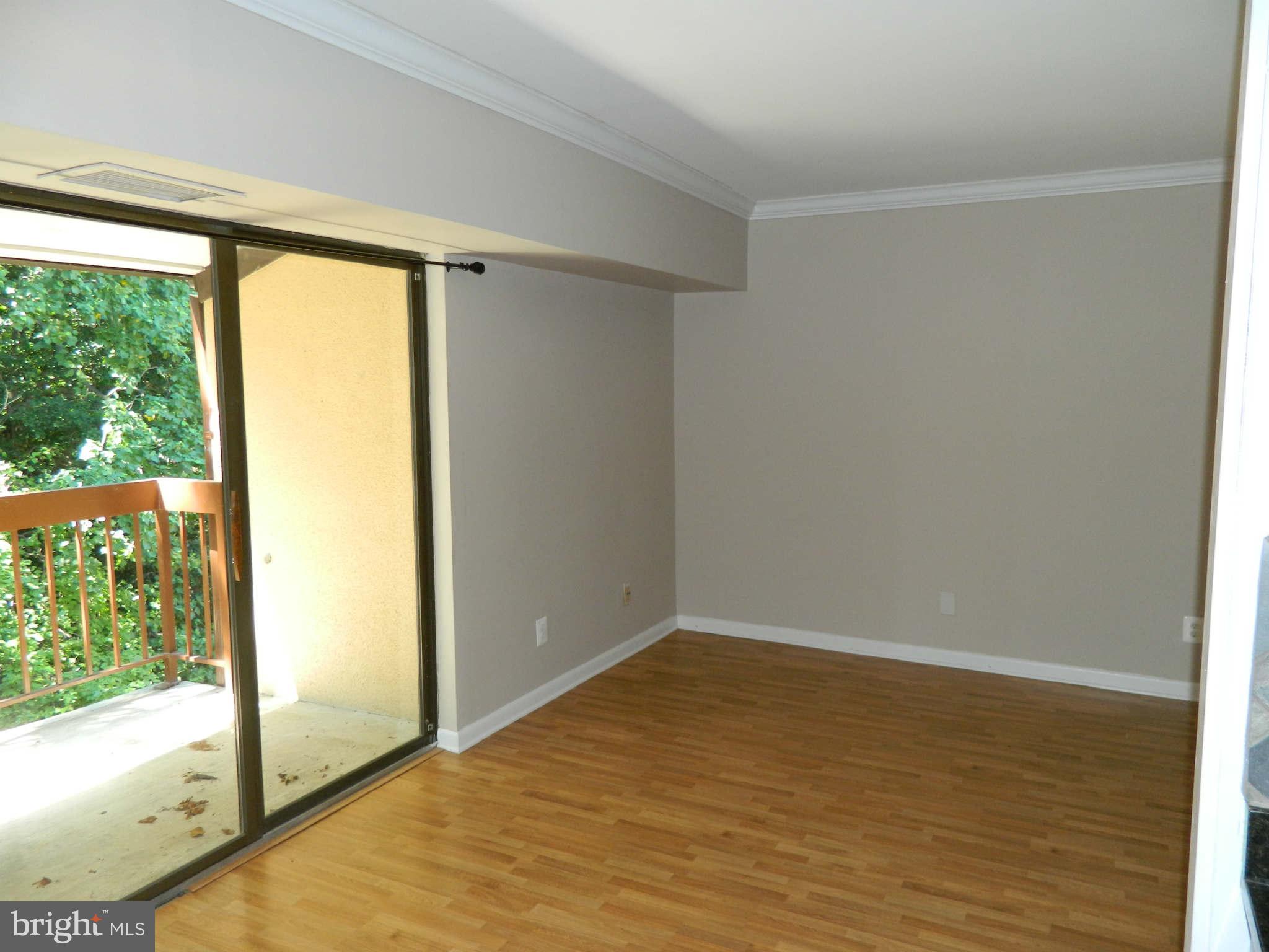 11635 Stoneview Square, Unit 22C Reston, VA 20191 - Photo 7 of 16 Family Room