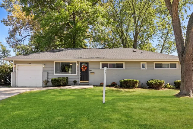 $385,000 | 455 Mohave Street, Hoffman Estates, IL 60169