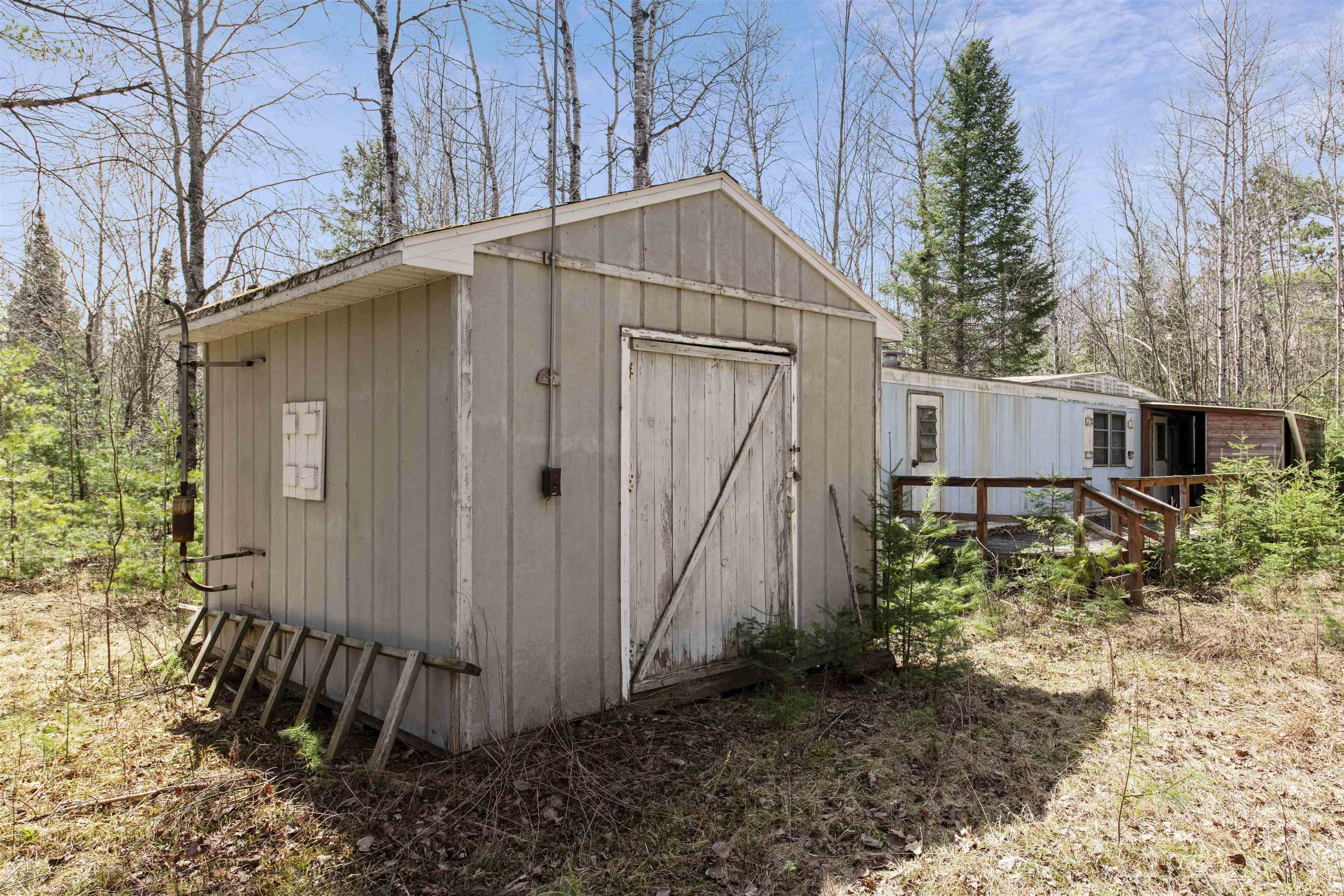 W7774 East Cataline Road Pembine, WI 54156 - Photo 7 of 14
