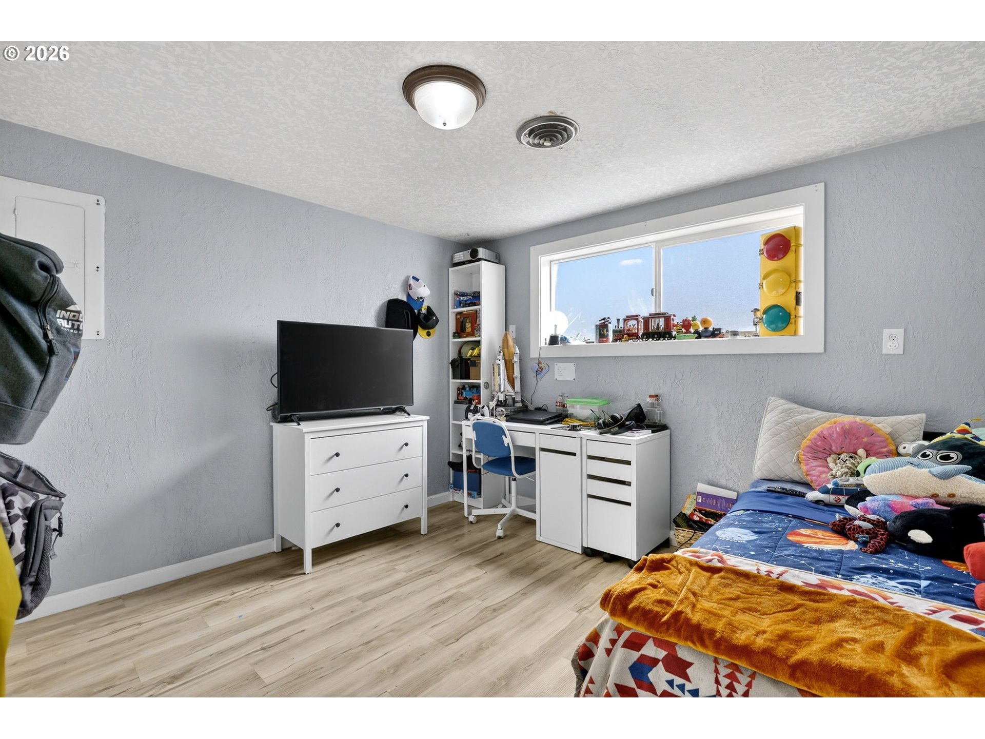 4274 5th Street Hubbard, OR 97032 - Photo 12 of 21