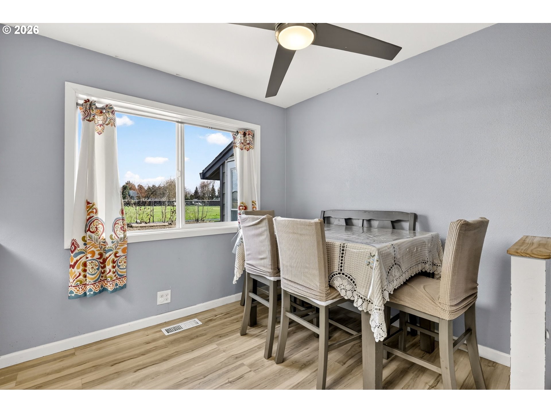 4274 5th Street Hubbard, OR 97032 - Photo 6 of 21