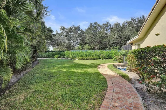 $6,600 | 3801 Northwest 27th Avenue, Boca Raton, FL 33434