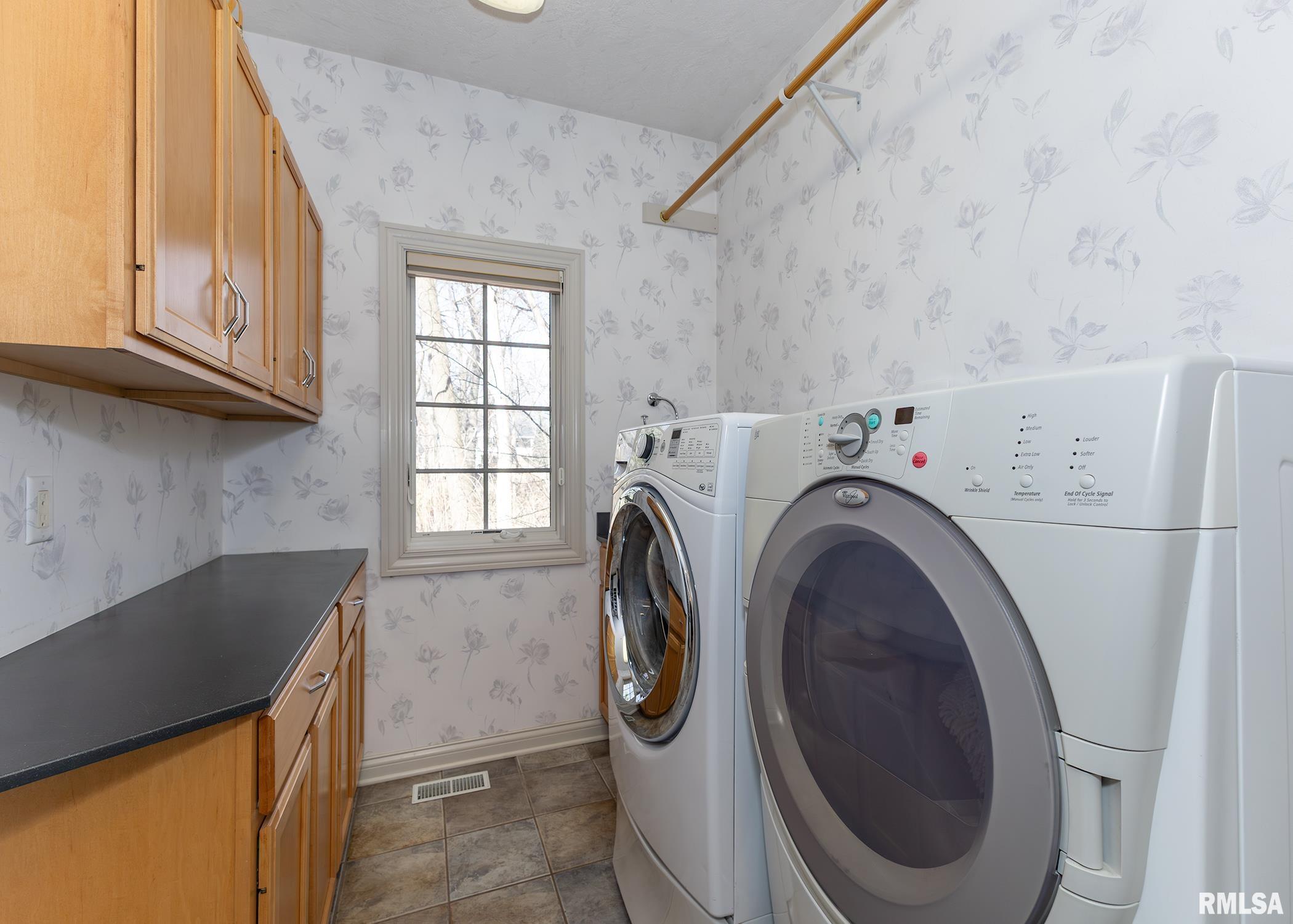 85 Kennelworth Circle Hampton, IL 61256 - Photo 22 of 47