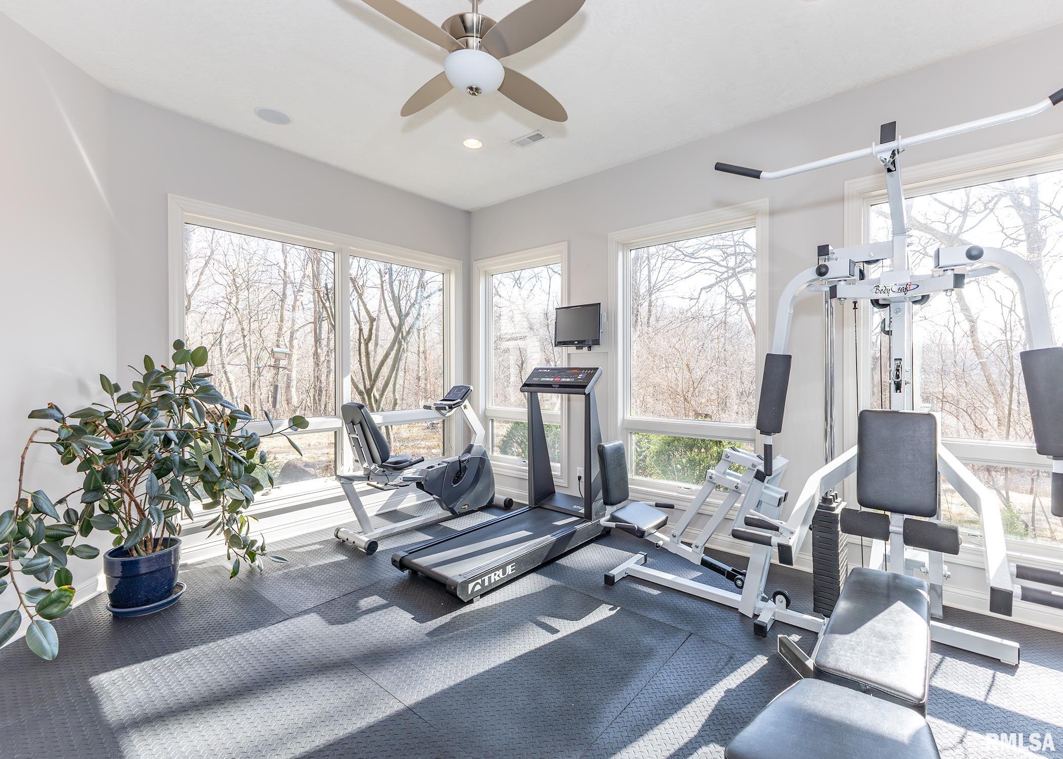 85 Kennelworth Circle Hampton, IL 61256 - Photo 35 of 47