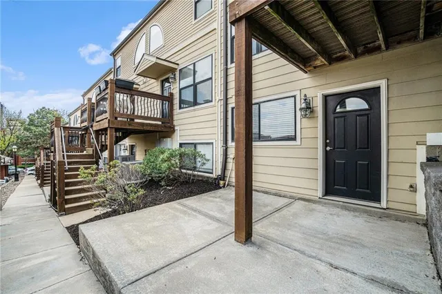 $259,600 | 524 West 10th Street, Kansas City, MO 64105