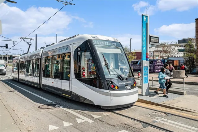 $259,600 | 524 West 10th Street, Kansas City, MO 64105