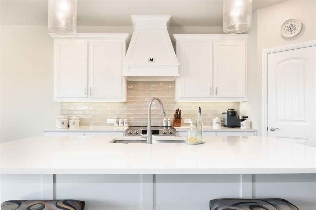 849 County Road 4764 Boyd, TX 76023 - Photo 10 of 40