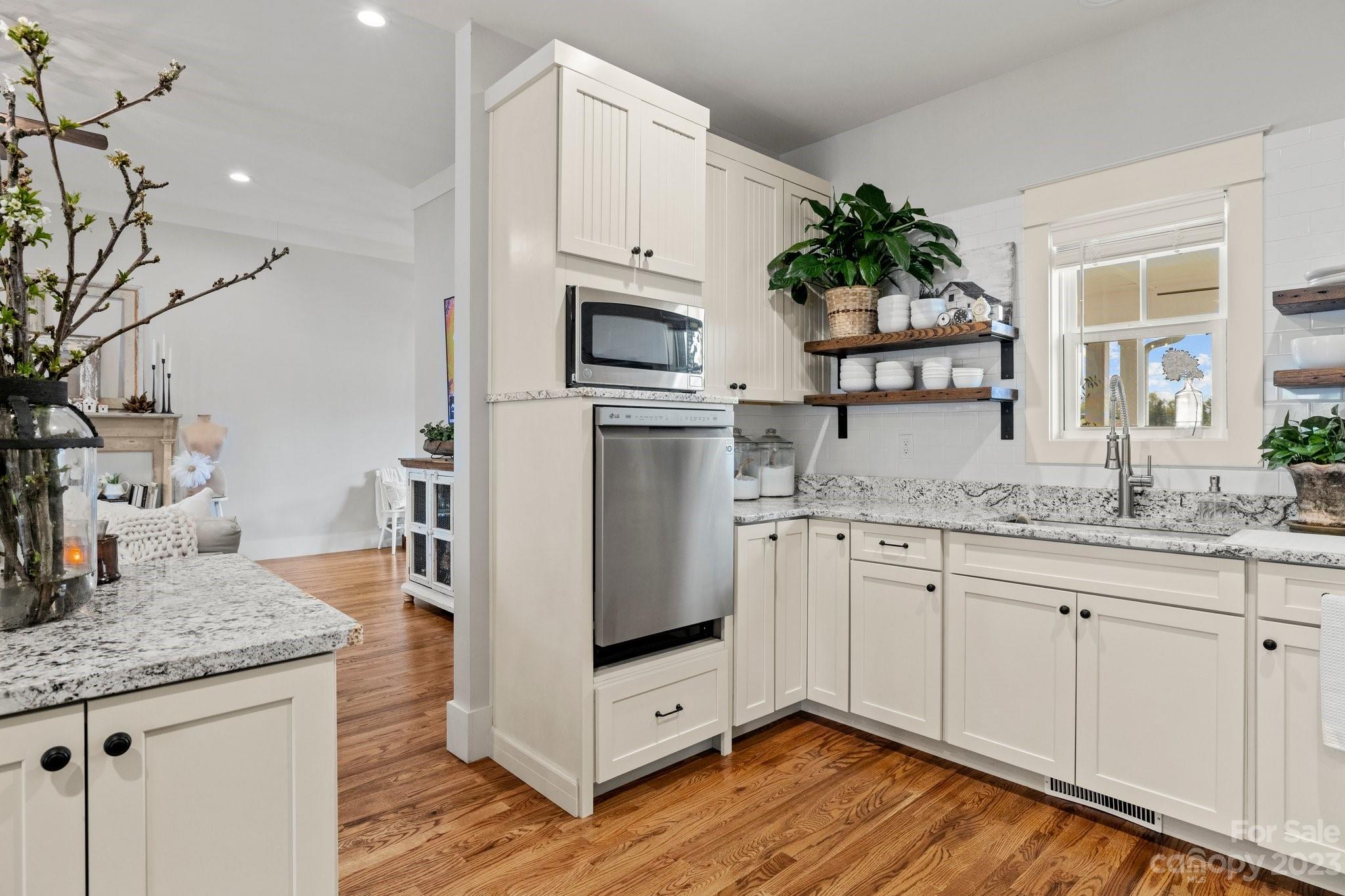 163 Israel Road Leicester, NC 28748 - Photo 23 of 48 Gallery Image 23