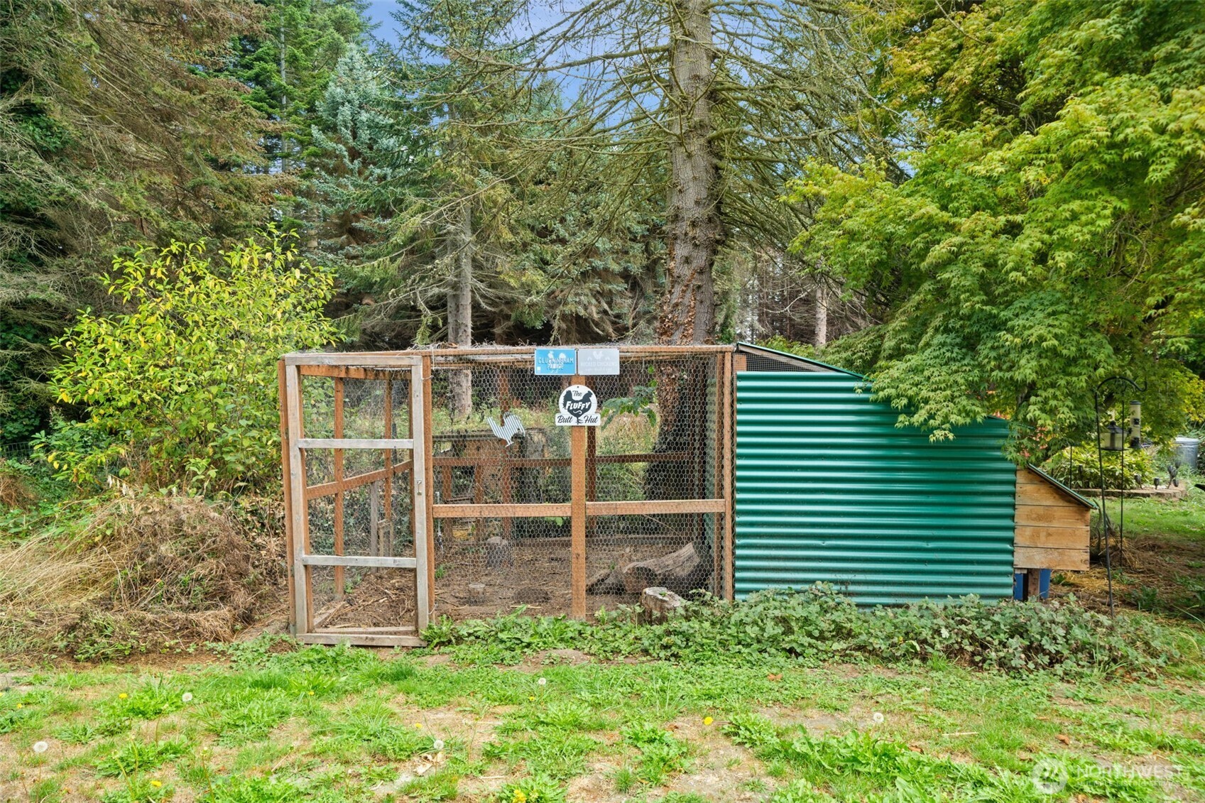 265 Cays Road Sequim, WA 98382 - Photo 34 of 40 a view of a backyard