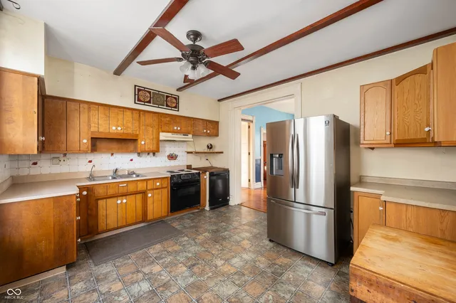 $132,900 | 206 East John Street, Alexandria, IN 46001