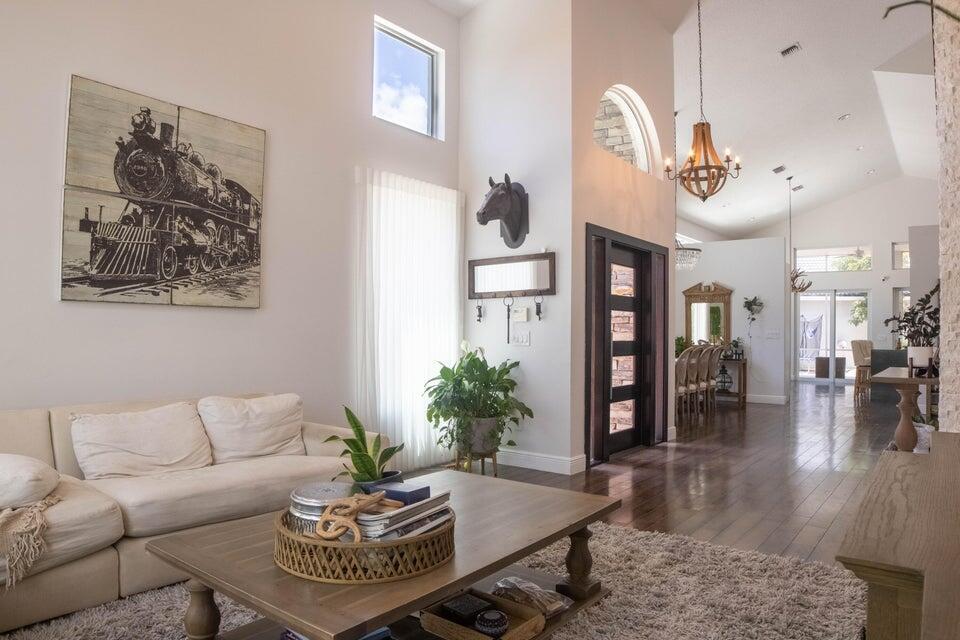 17205 Hampton Boulevard Boca Raton, FL 33496 - Photo 9 of 39 20240910142856633355000000-o
