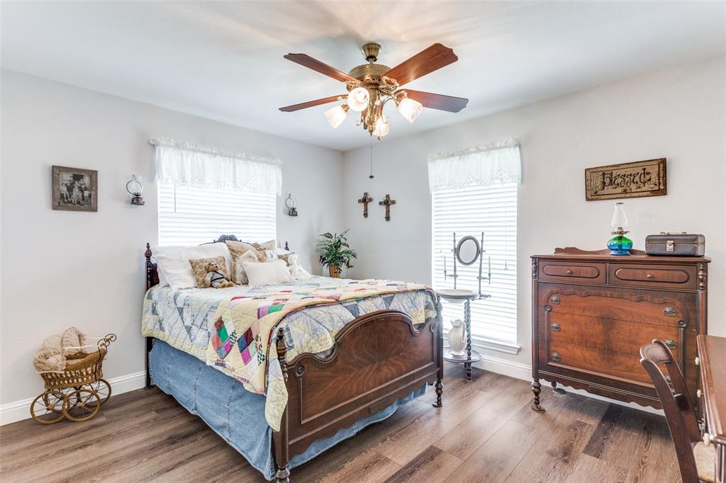 2400 Springfield Road Springtown, TX 76082 - Photo 16 of 31