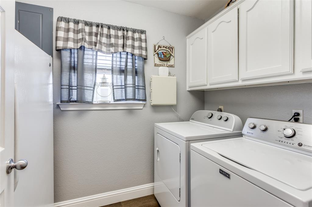 2400 Springfield Road Springtown, TX 76082 - Photo 20 of 31