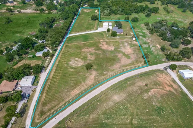 $769,000 | 2400 Springfield Road, Springtown, TX 76082