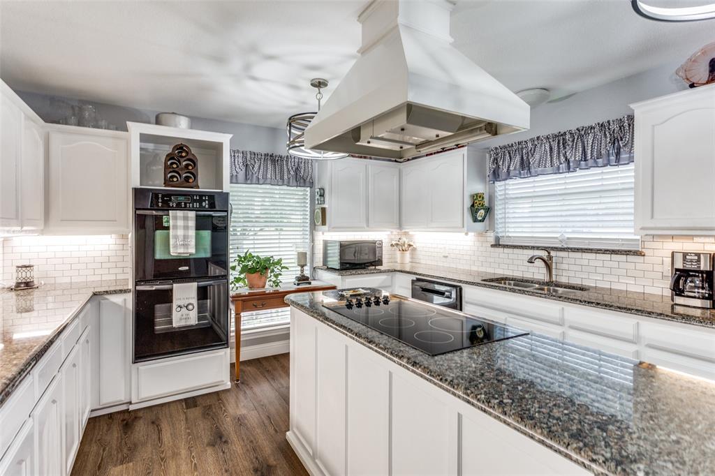 2400 Springfield Road Springtown, TX 76082 - Photo 10 of 31