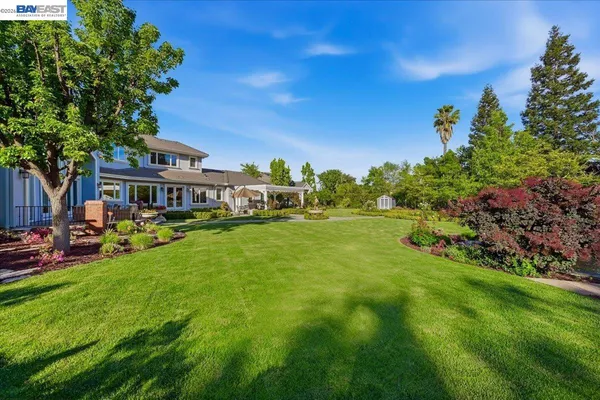 a view of a city