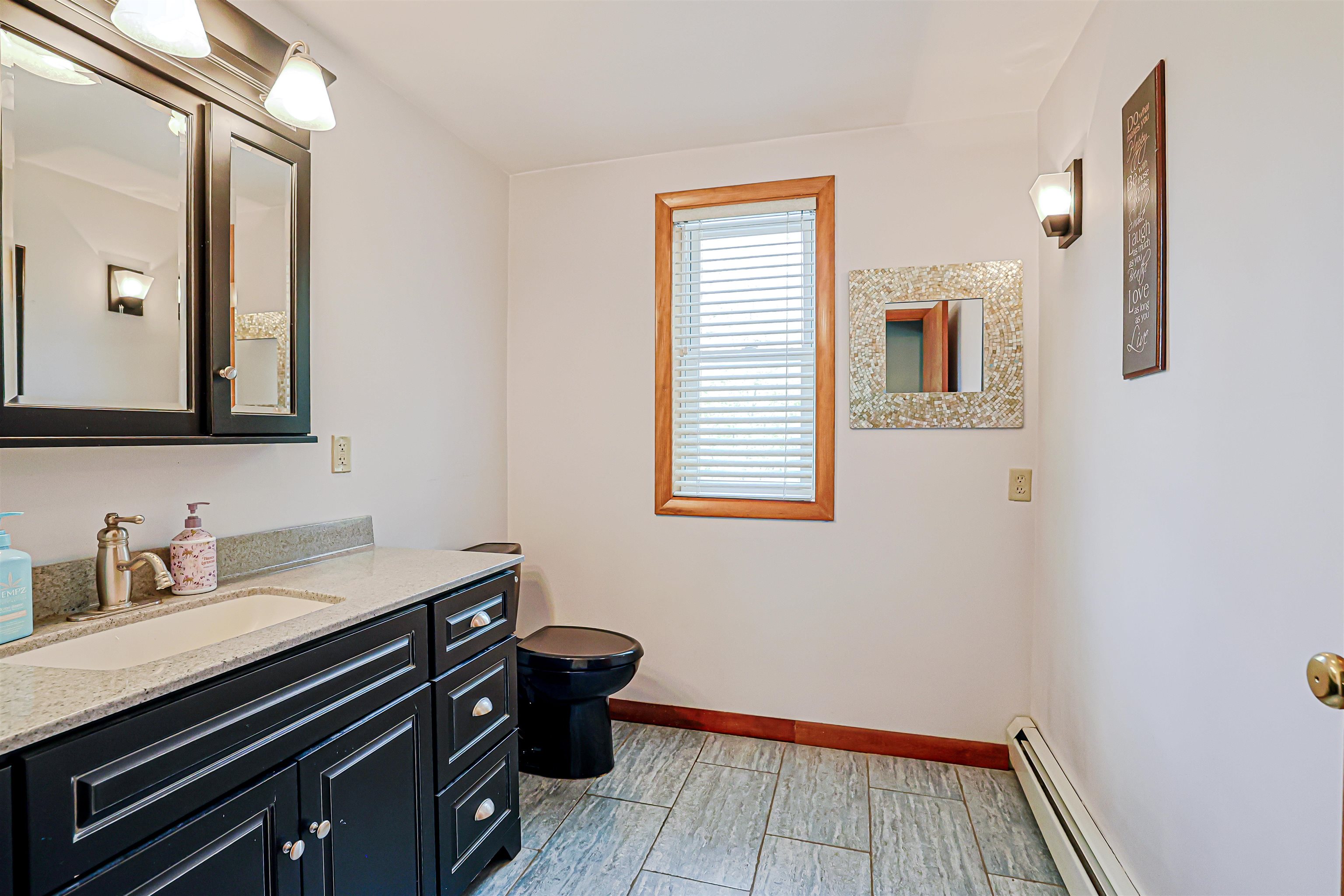 146 Wheel Wright Road Hampstead, NH 03841 - Photo 15 of 35