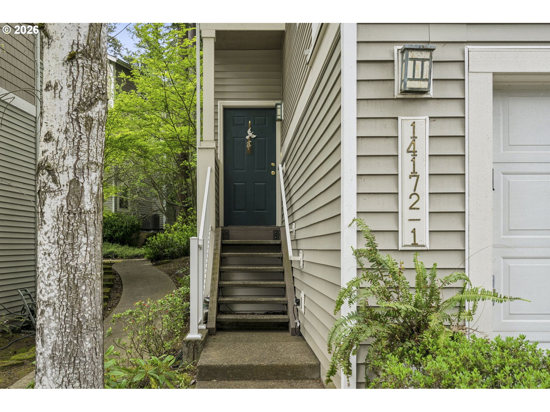 14172 Southwest Barrows Road, Unit 1 Portland, OR 97223 - Photo 2 of 38