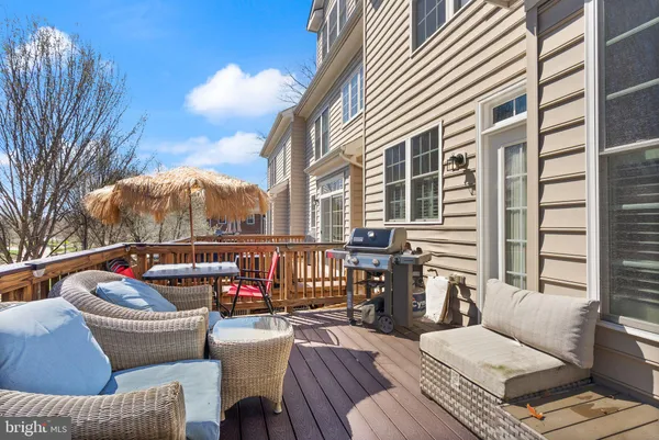 $885,000 | 7897 Carbondale Way, Springfield, VA 22153