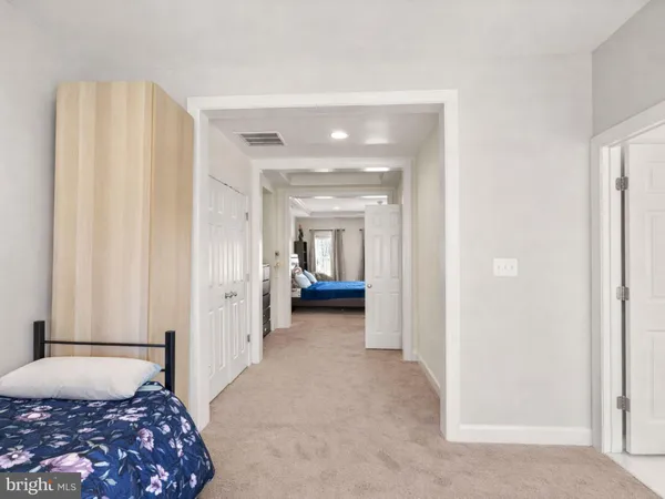 $885,000 | 7897 Carbondale Way, Springfield, VA 22153