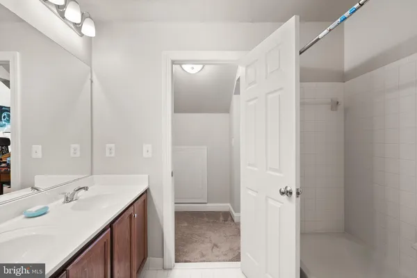 $850,000 | 7897 Carbondale Way, Springfield, VA 22153