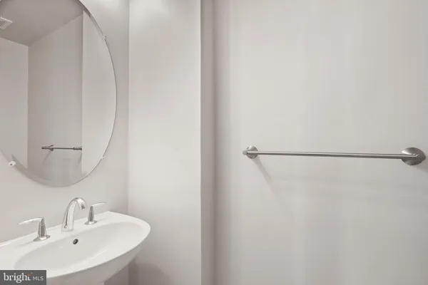 $850,000 | 7897 Carbondale Way, Springfield, VA 22153