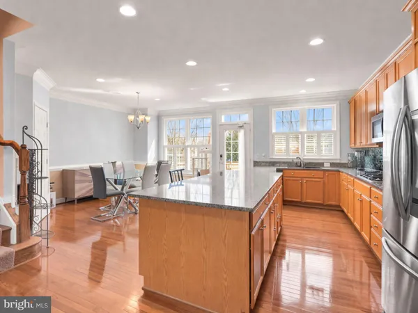 $850,000 | 7897 Carbondale Way, Springfield, VA 22153