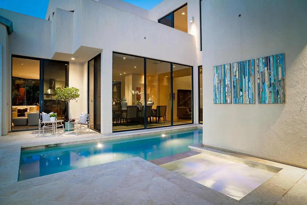 7323 Fairway Road La Jolla, CA 92037 - Photo 11 of 63 Gallery Image 11