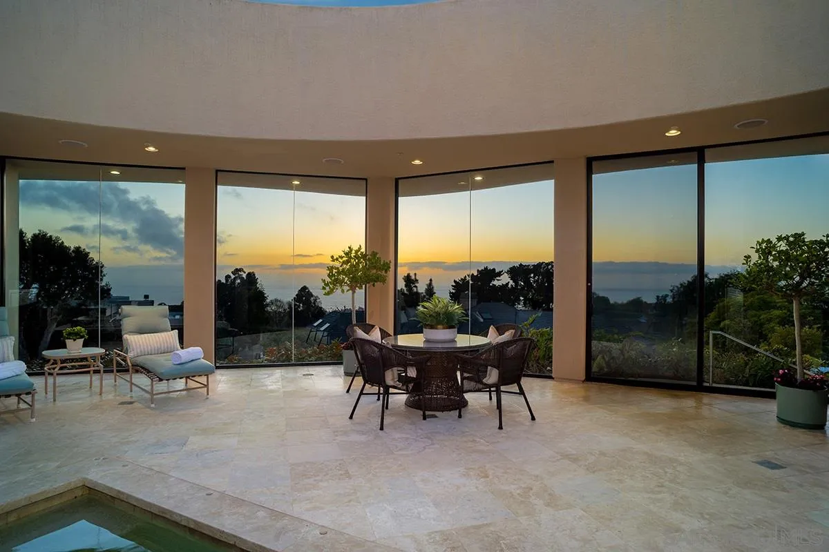 7323 Fairway Road La Jolla, CA 92037 - Photo 19 of 63 Gallery Image 19