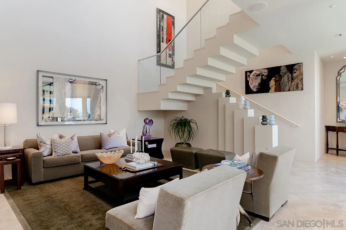 7323 Fairway Road La Jolla, CA 92037 - Photo 22 of 63 Gallery Image 22