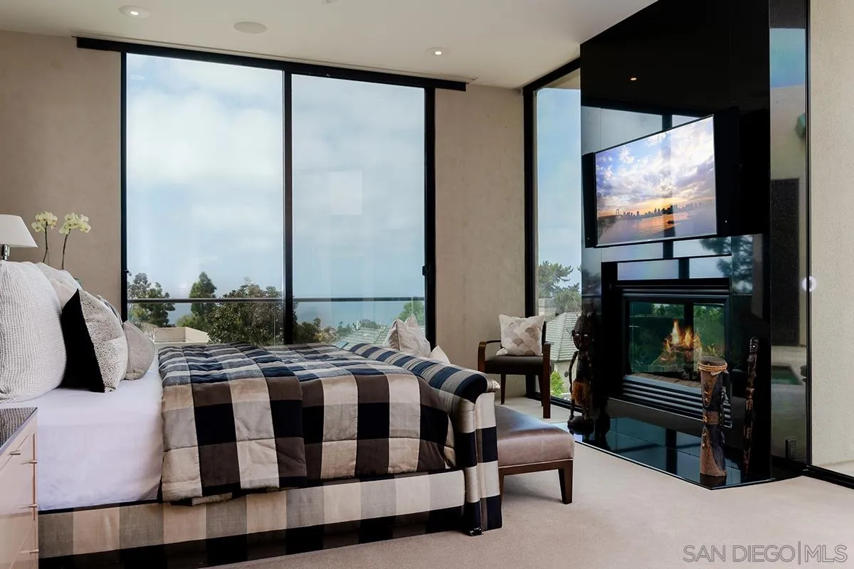 7323 Fairway Road La Jolla, CA 92037 - Photo 38 of 63 Gallery Image 38