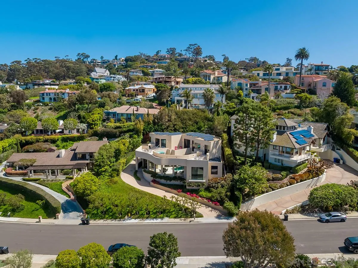 7323 Fairway Road La Jolla, CA 92037 - Photo 4 of 63 Gallery Image 4
