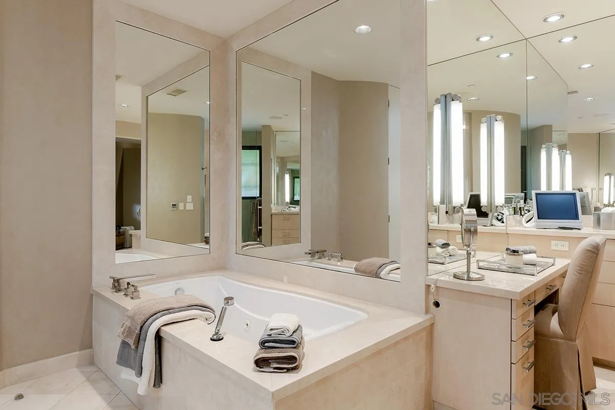 7323 Fairway Road La Jolla, CA 92037 - Photo 43 of 63 Gallery Image 43