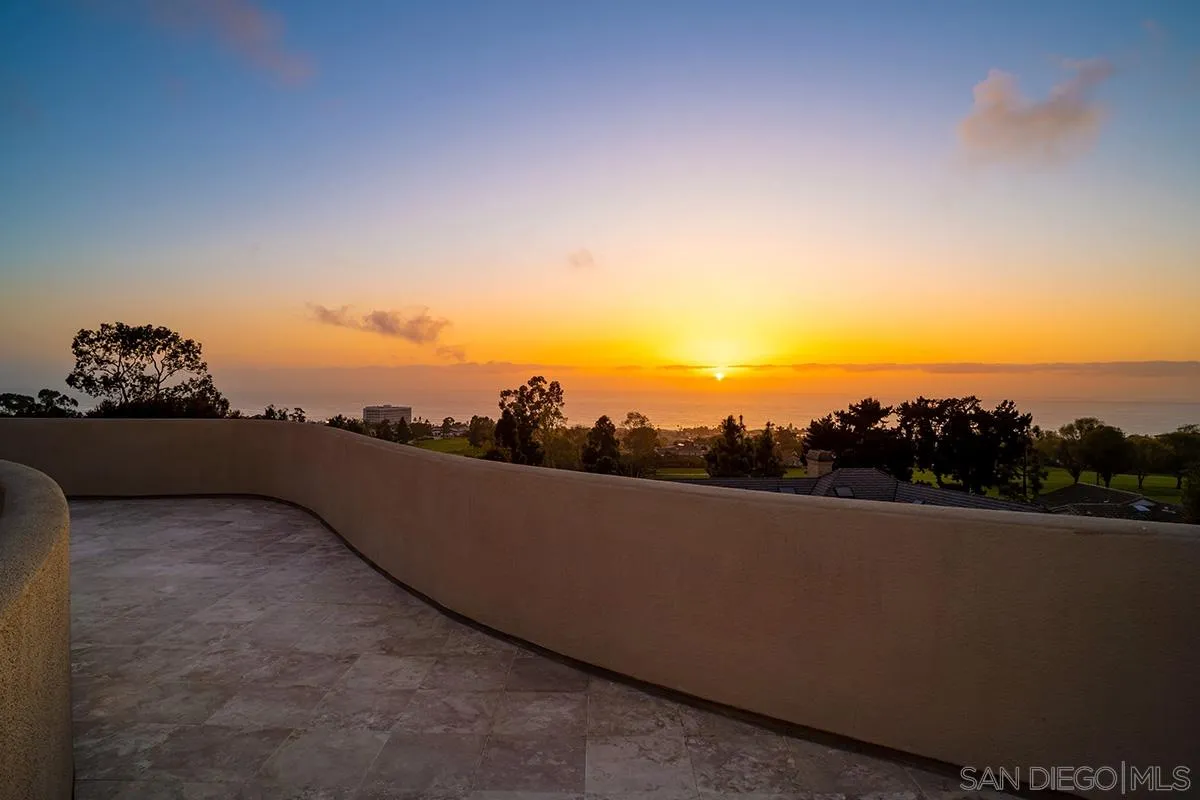 7323 Fairway Road La Jolla, CA 92037 - Photo 52 of 63 Gallery Image 52