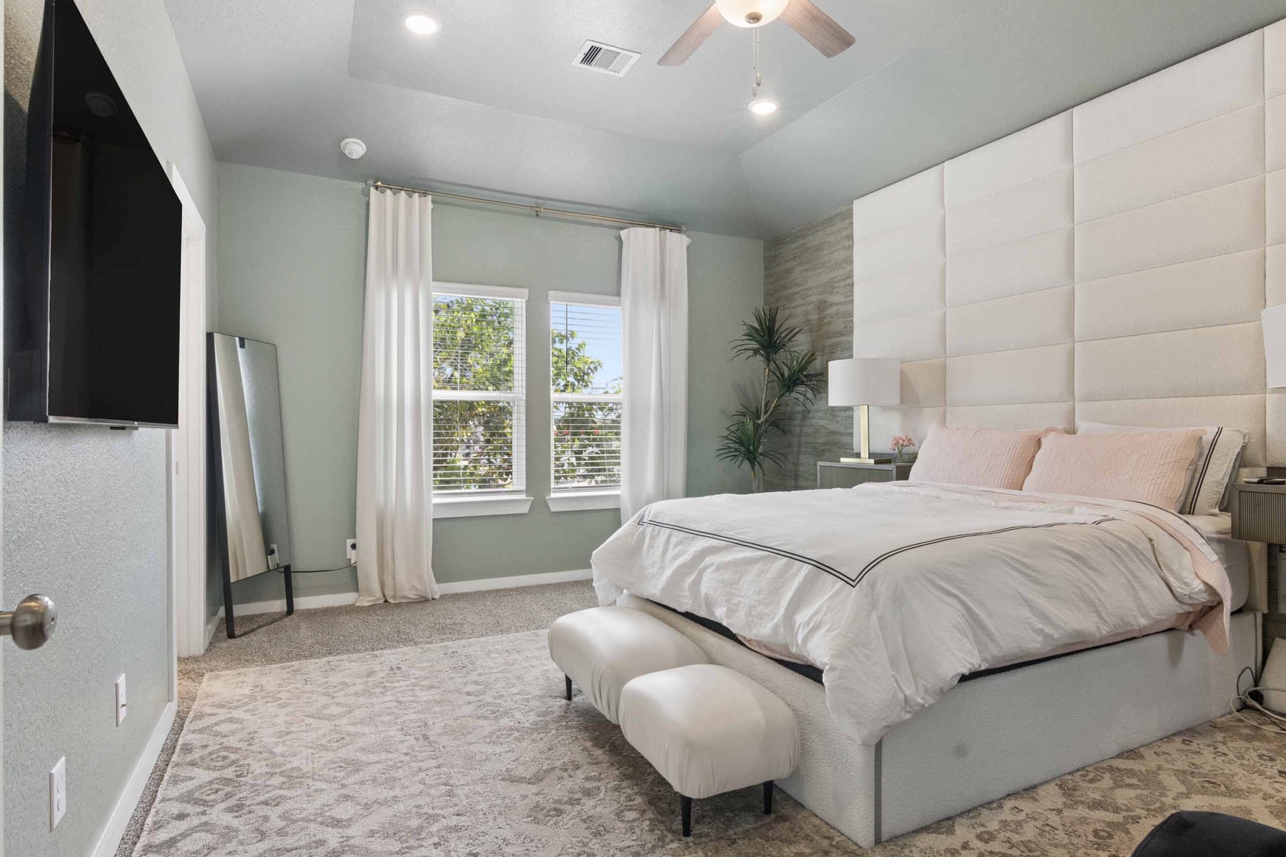 8519 Rising Strm Drive Houston, TX 77063 - Photo 12 of 32 Gallery Image 12