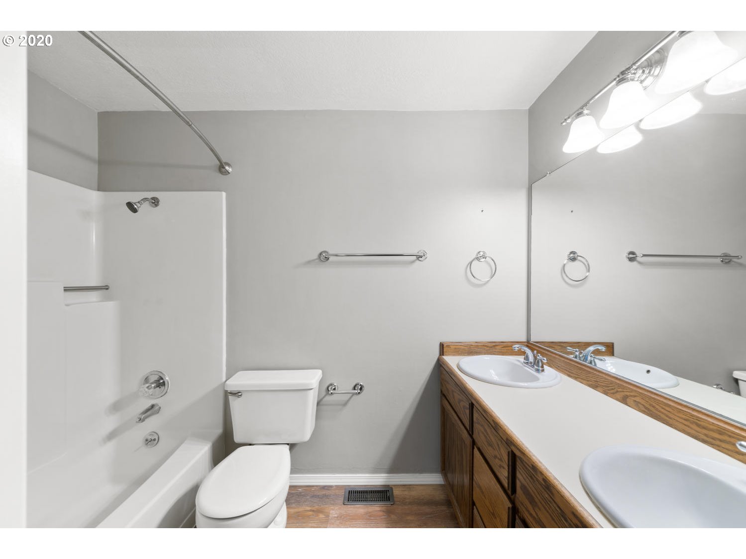 76 Kingsgate Road Lake Oswego, OR 97035 - Photo 17 of 31 Gallery Image 17