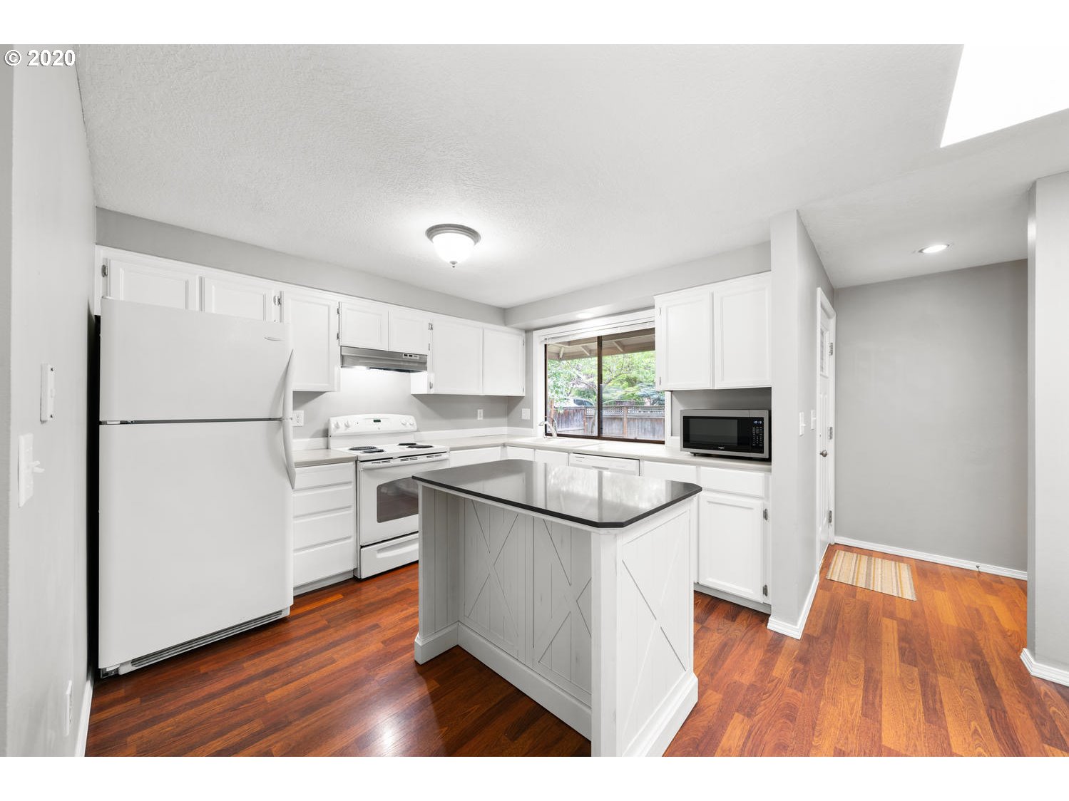 76 Kingsgate Road Lake Oswego, OR 97035 - Photo 7 of 31 Gallery Image 7
