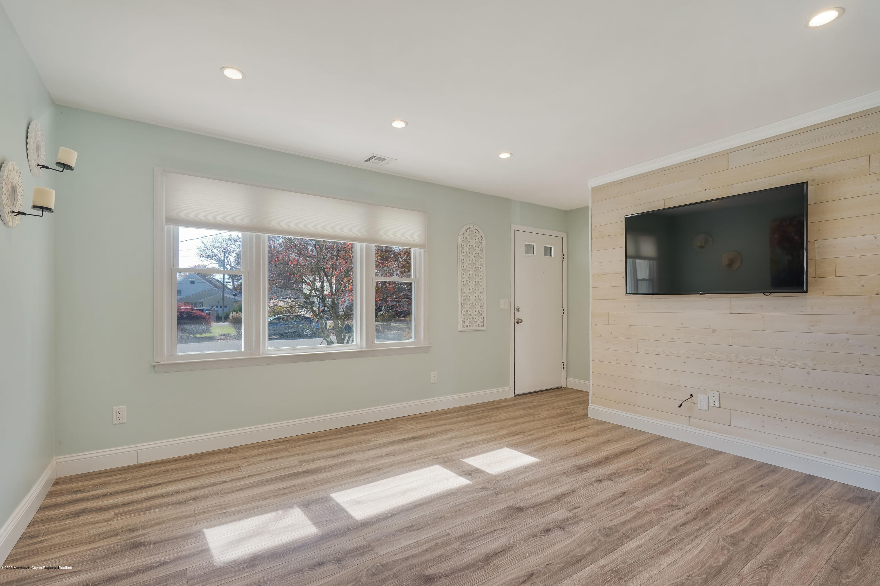 2329 Pineneedle Road Point Pleasant, NJ 08742 - Photo 12 of 37 012_dsc07525