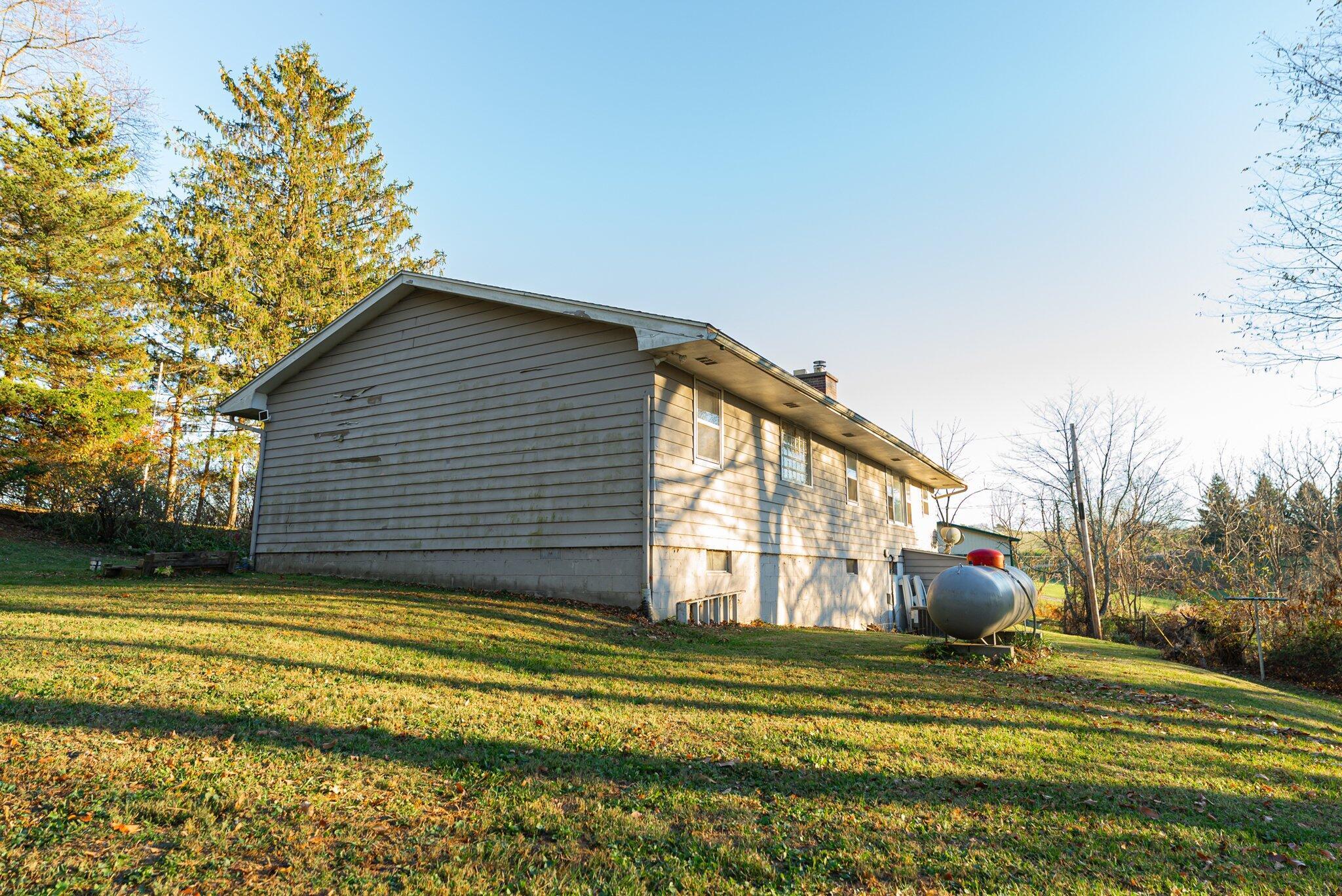 1801 West Point Road Southeast Lancaster, OH 43130 - Photo 43 of 62 Backyard