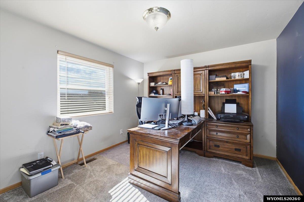 3341 Whispering Springs Road Casper, WY 82604 - Photo 16 of 24 Gallery Image 16