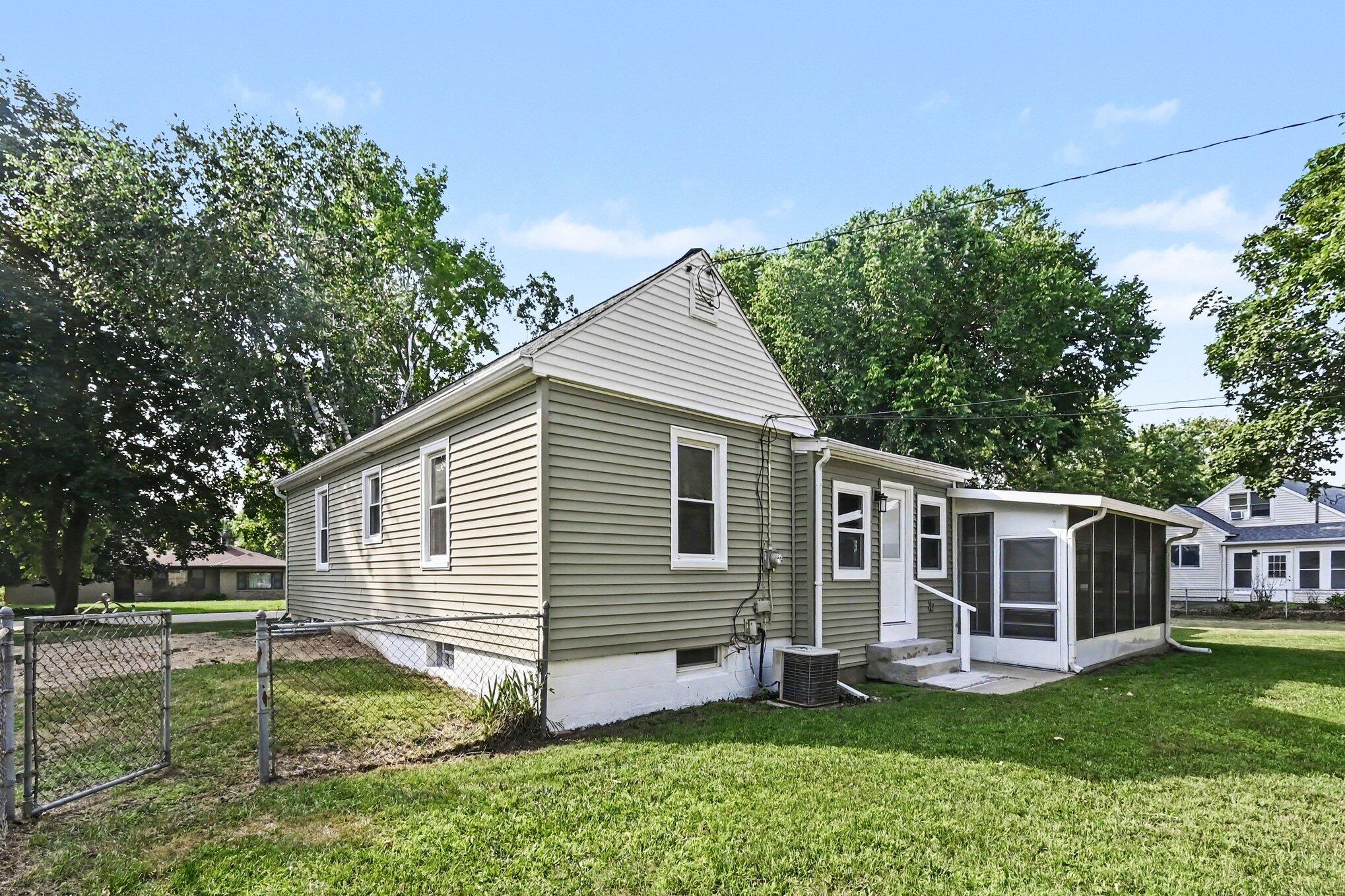 2531 Ashton Road Jackson, MI 49203 - Photo 28 of 30 029_file_6233