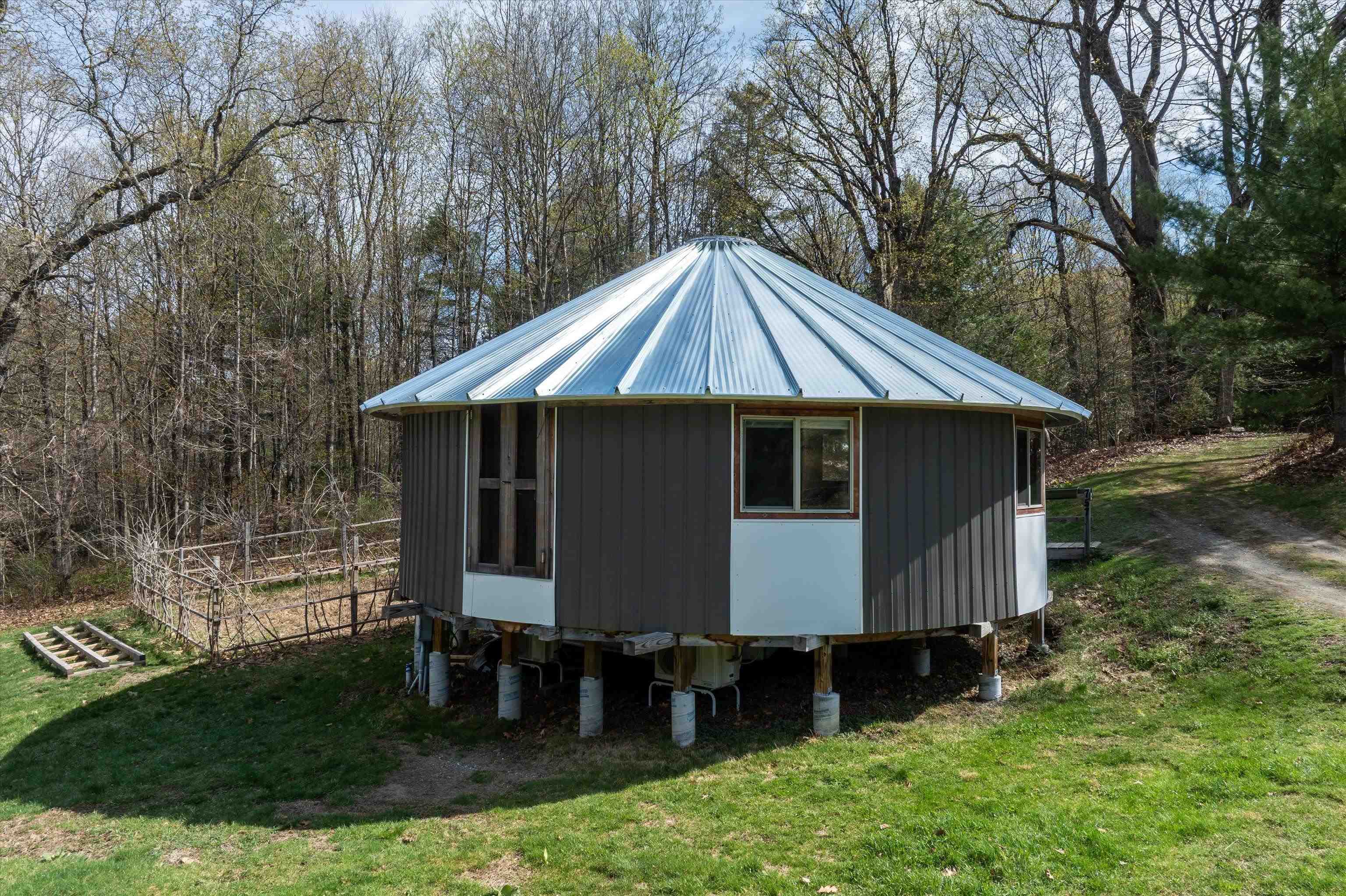 757 Weatherhead Hollow Road Guilford, VT 05301 - Photo 2 of 42